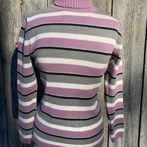 Cozy CANDA turtleneck sweater size M